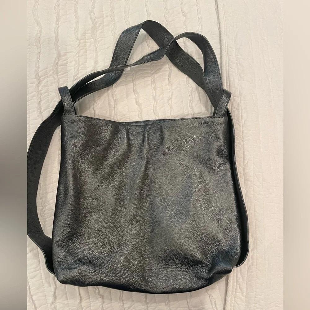 Valentino Purse - Picture 3 of 6